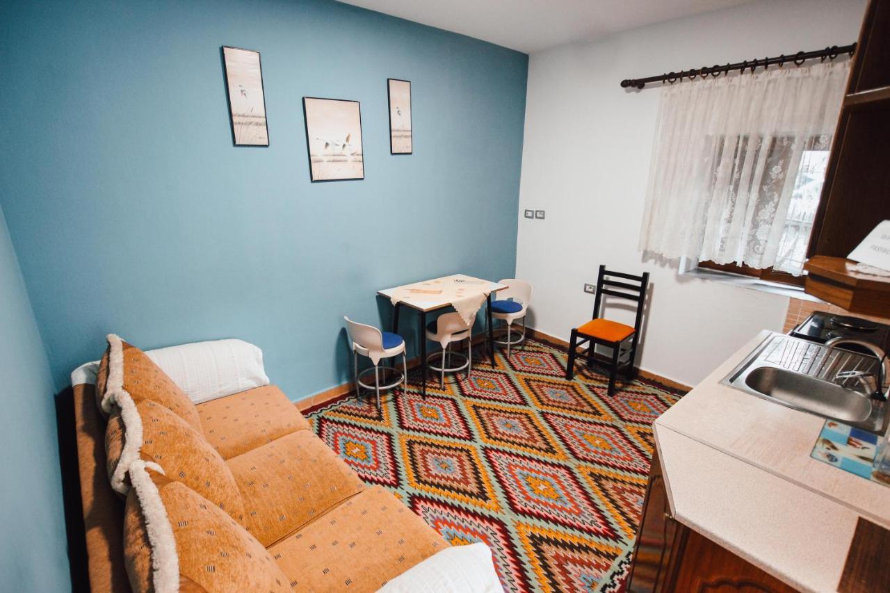 Bb Traditional Apartment Gjirokastër Extérieur photo