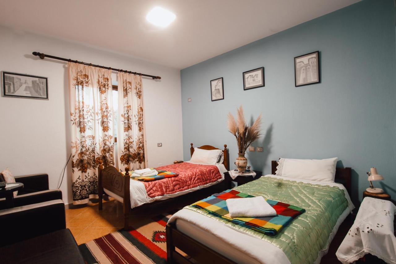 Bb Traditional Apartment Gjirokastër Extérieur photo